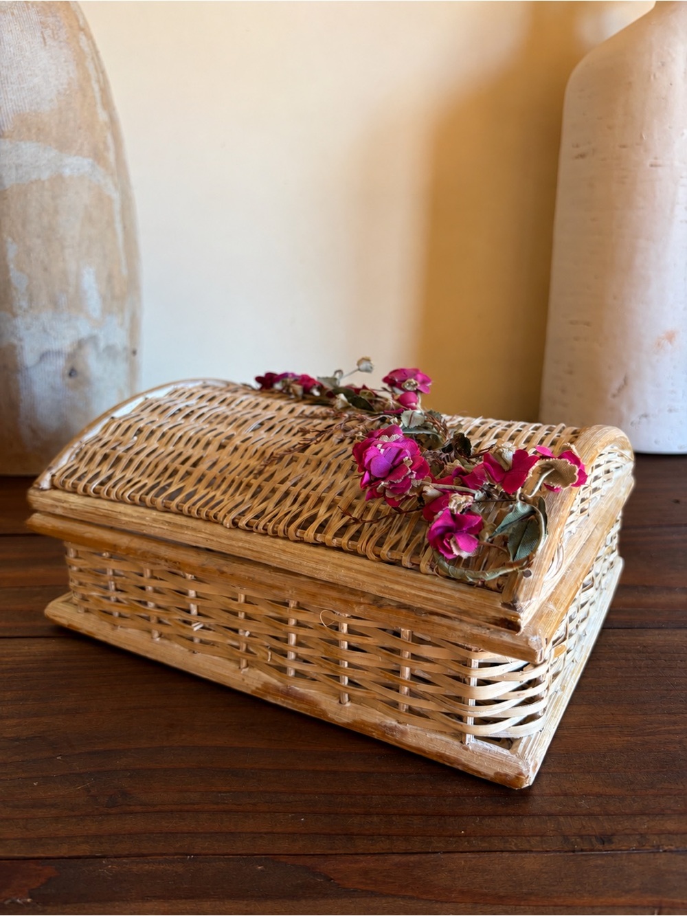 90’s Wicker Floral Keepsake Box Hinged Lid Cottagecore Shabby Chic